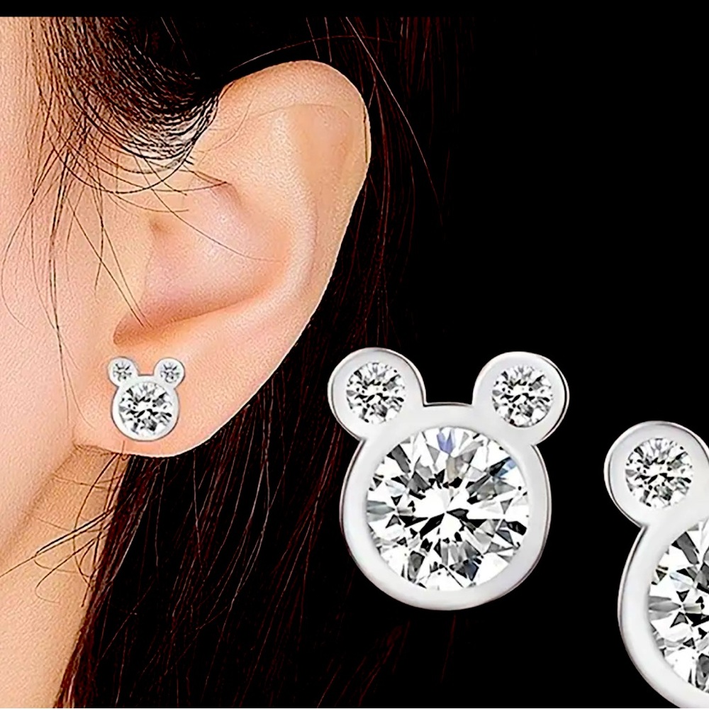 MICKEY MOUSE SILVER CRYSTAL STUD EARRINGS!